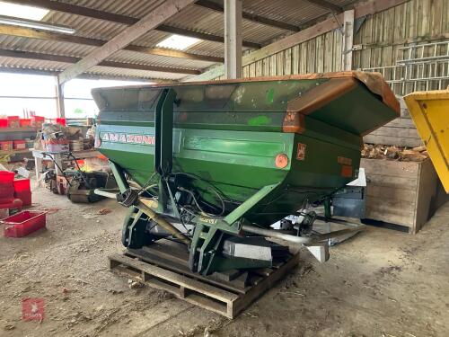 2003 AMAZONE MAXIS FERTILISER SPREADER