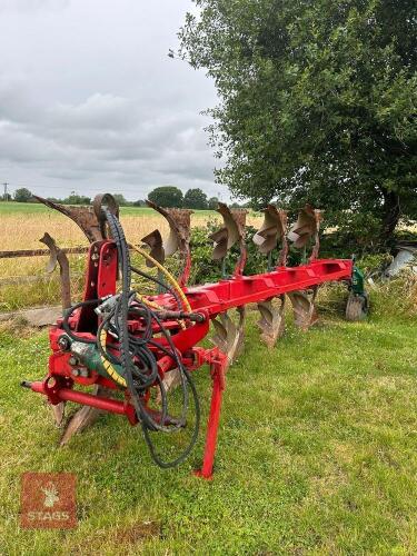 KVERNELAND 5 FURROW PLOUGH
