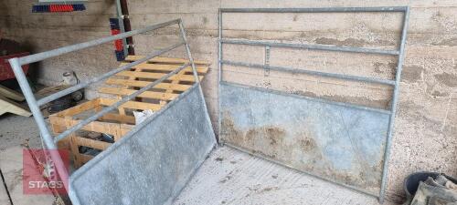 2 HALF SHEETED HURDLES