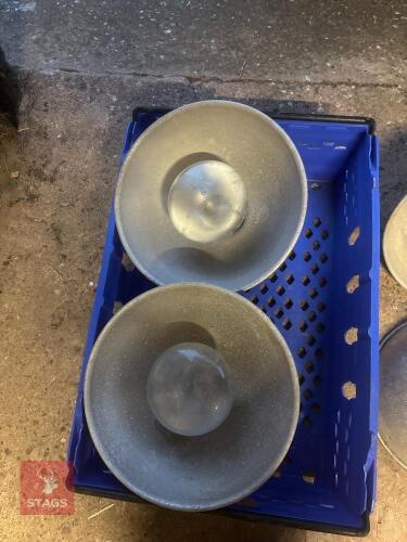 QTY OF HEAT LAMPS