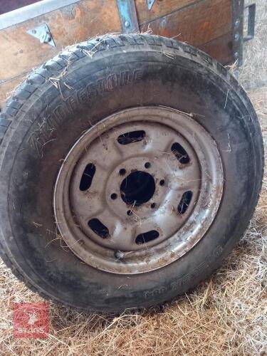 BRIDGESTONE DUELLER TYRE ON 16'' WHEEL