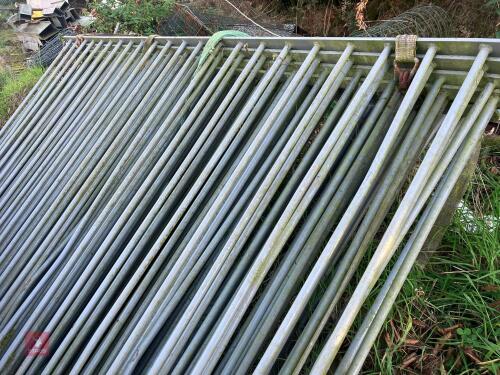 5 HEAVY DUTY METAL PANELS