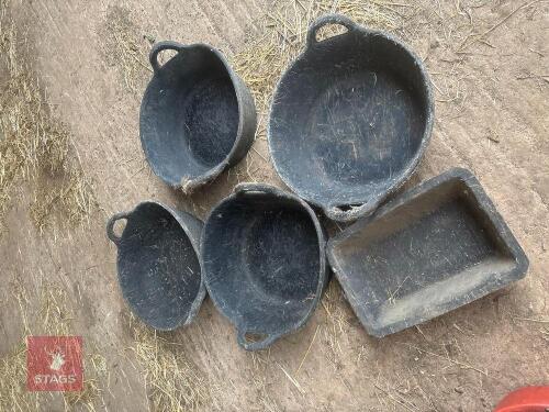 SELECTION OF USED RUBBER FEED BOWLS