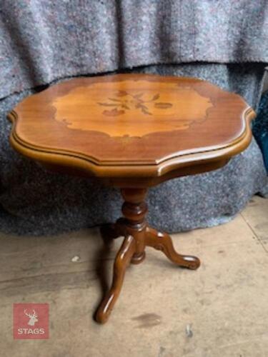 MAHOGANY TRIPOD SIDE TABLE