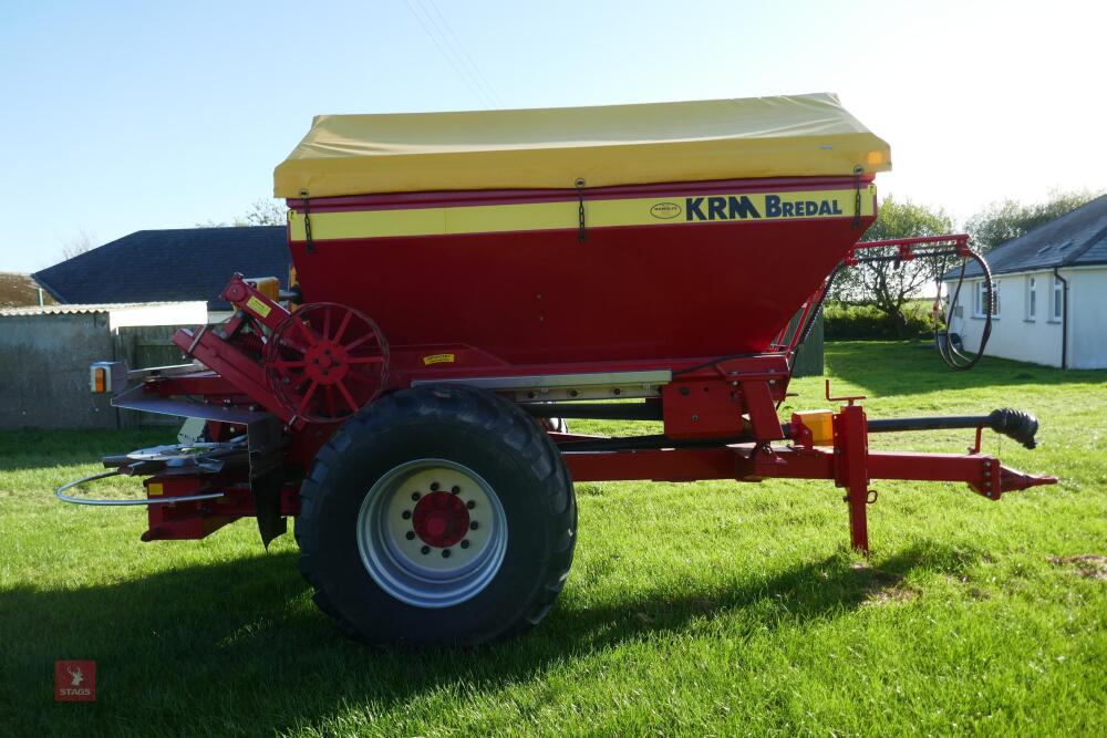 2020 FERTILISER AND LIME SPREADER