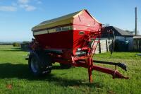 2020 FERTILISER AND LIME SPREADER - 18