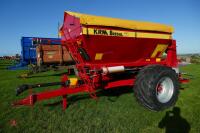 2020 FERTILISER AND LIME SPREADER - 25