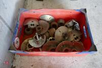 SELECTION OF LINKAGE BALLS AND GUIDES - 4