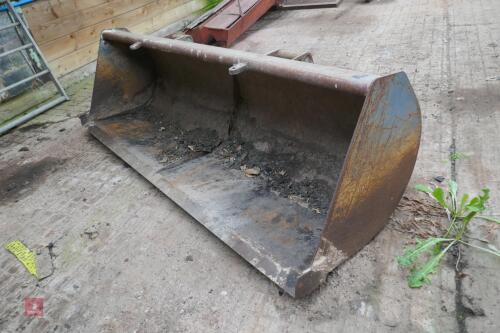 2.2 METRE FRONT BUCKET