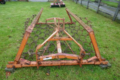 1996 PARMITER 10' FOLDING CHAIN HARROWS