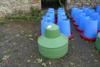 10 MINOLA FEEDERS WITH RAIN HATS
