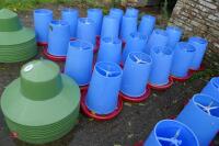 10 MINOLA FEEDERS WITH RAIN HATS - 5