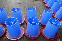 10 MINOLA FEEDERS WITH RAIN HATS - 2