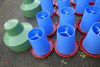 10 MINOLA FEEDERS WITH RAIN HATS - 2
