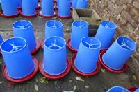 10 MINOLA FEEDERS WITH RAIN HATS - 2