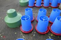 10 MINOLA FEEDERS WITH RAIN HATS - 4