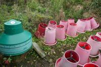 12 KING FEEDERS WITH RAIN HATS - 6