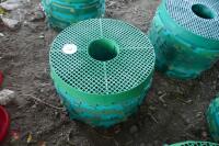 22 WATER DRINKER AND FEEDER DISCO'S