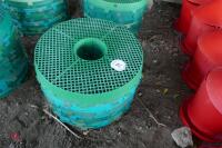 22 WATER DRINKER AND FEEDER DISCO'S - 2
