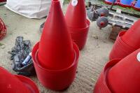20 B85 WATER DRINKERS WITH NECKS - 5