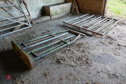 2 X YARD GATES + CATTLE HEAD YOKE
