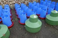 10 MINOLA FEEDERS WITH RAIN HATS - 3