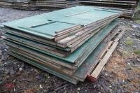 10 VARIOUS REARING SHED SIDES/ BRACKETS - 7