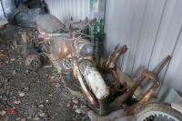 ARIEL MOTOR BIKE (S/R)