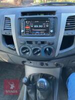 2009 TOYOTA HILUX 3L D4D PICKUP TRUCK - 8