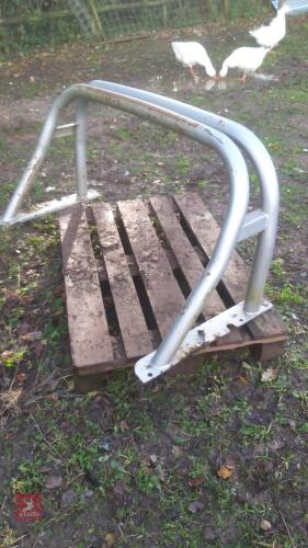 PICK-UP ROLL BAR