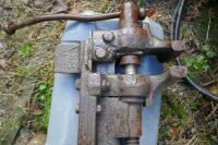 LARGE HEAVY DUTY BENCH VICE - 7