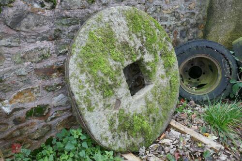 LARGE SANDSTONE WHEEL