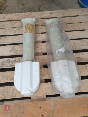 2 x VICOM FERT SPOUTS