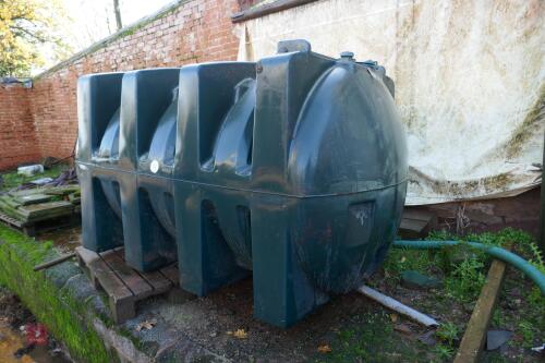 APPROX. 1000L PLASTIC DIESEL TANK