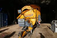 2019 LUCAS G STRAW & SILAGE MIXER WAGON - 18