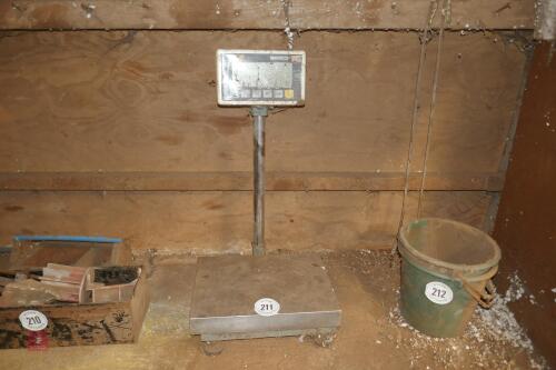 WEIGH SCALES
