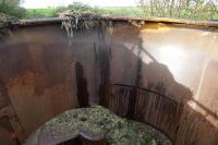 2011 LUCAS G STRAW & SILAGE MIXER WAGON - 4