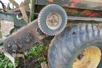 RUSCON MODEL 650 LIME SPREADER - 12