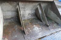 8' HEAVY DUTY HANDLER BUCKET - 7