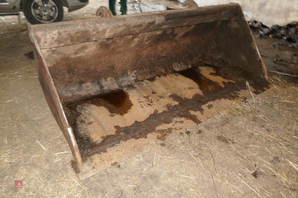 X FORM PROFESSIONAL 7'6" HANDLER BUCKET