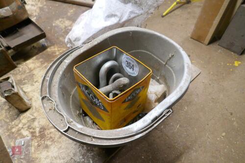 BOX OF 'D' SHACKLES & FENCING STAPLES