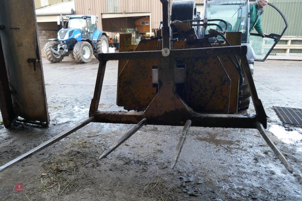 GRAYS BOX TIPPER