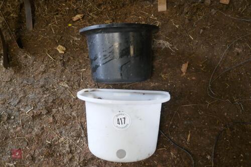 2 HOOK-ON FEEDERS