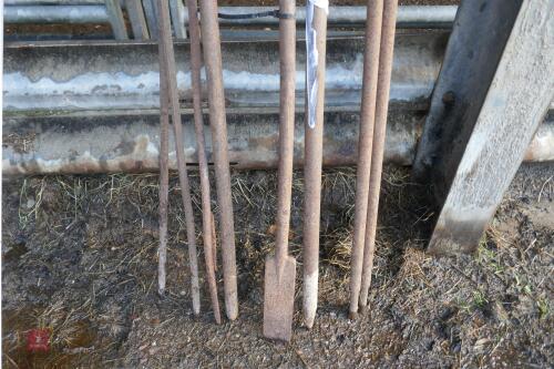 3 DIGGING BARS & METAL RODS