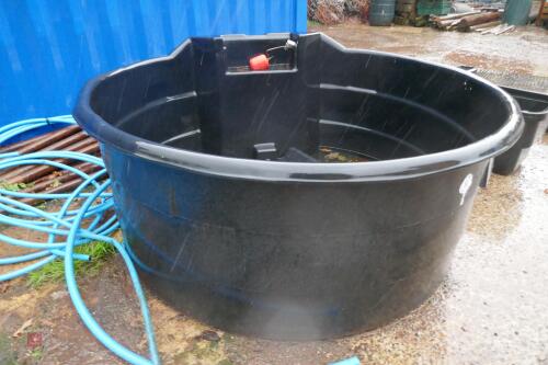 PAXTON PLASTIC ROUND WATER TROUGH