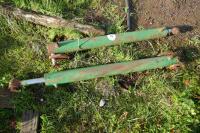 2 HYDRAULIC RAMS - 2