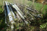APPROX 26 MOTORWAY BARRIERS - 4