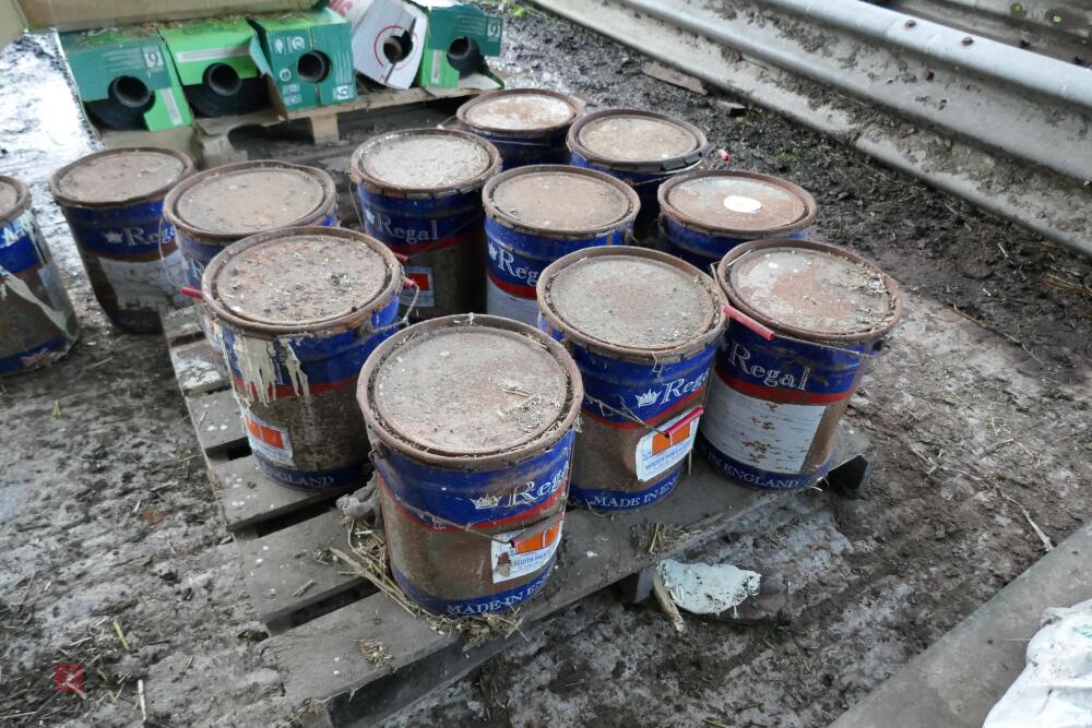 10 20 LITRE TINS OF REGAL PAINT