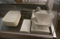 XL REFRIGERATORS SHOP DISPLAY UNIT - 3