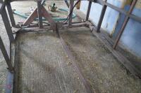 HOMEMADE 40 CONVENTIONAL BALE CORNER - 10